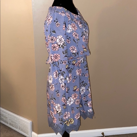 Dress - Picture 3 of 5